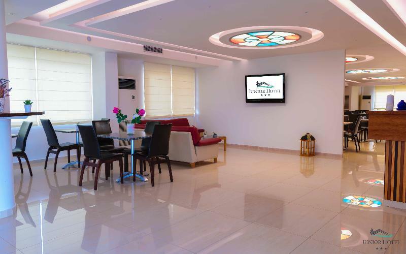 Junior Hotel Ірія Екстер'єр фото