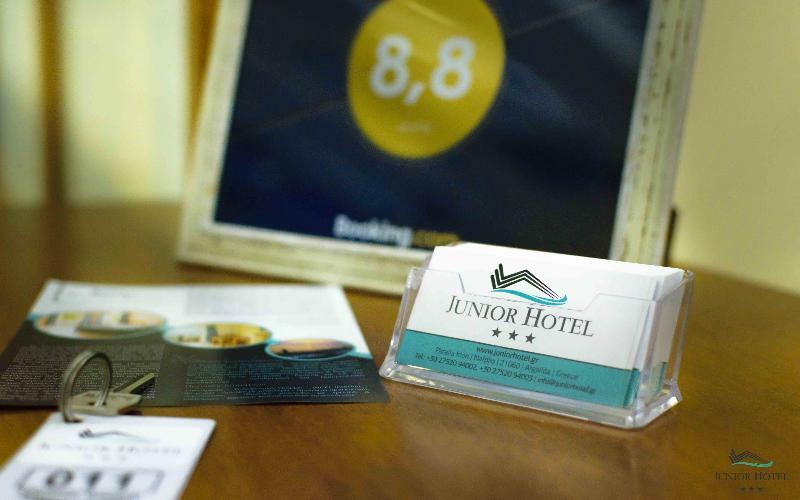 Junior Hotel Ірія Екстер'єр фото